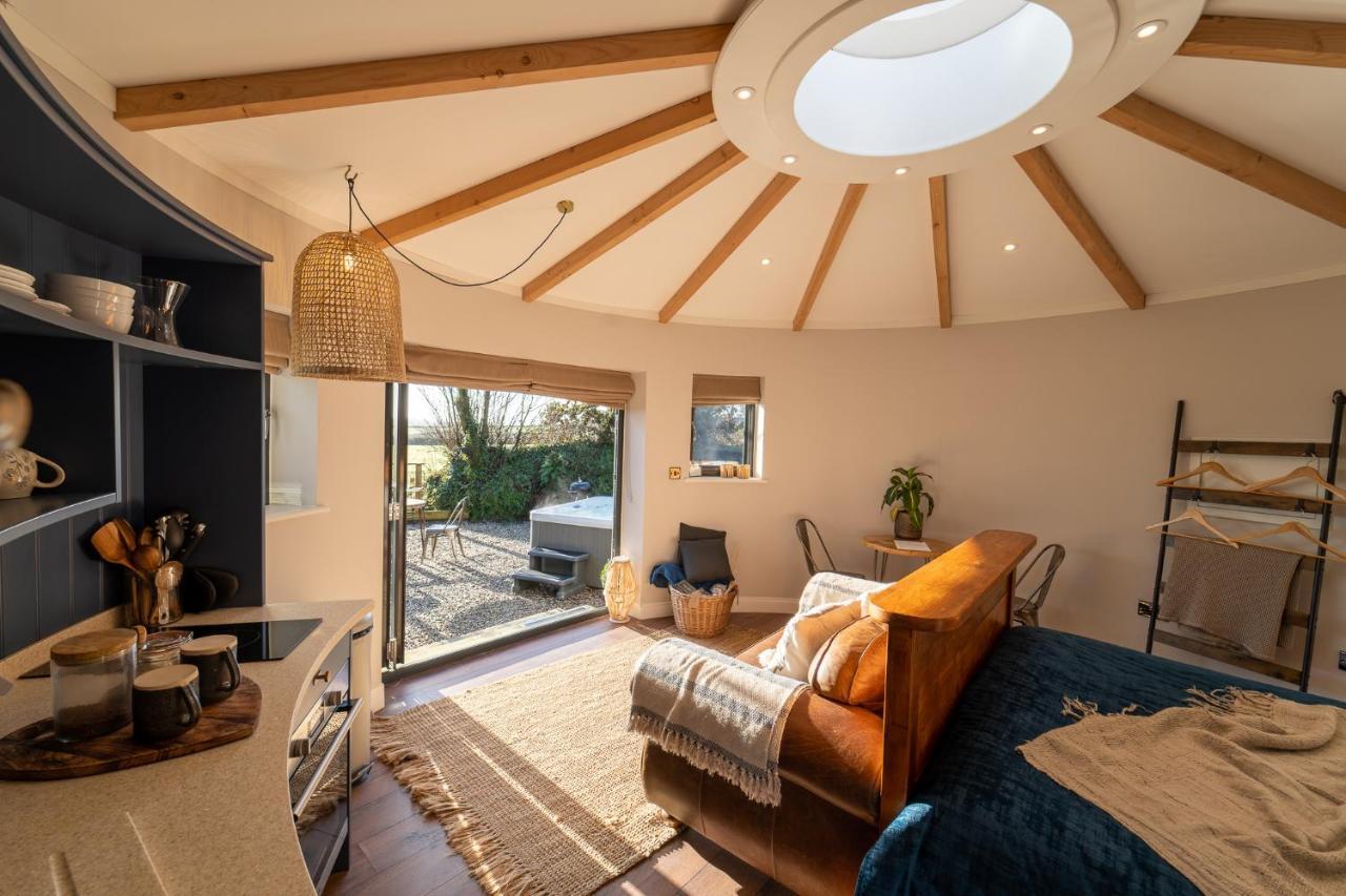 East Thorne Glamping Villa Bude Bagian luar foto