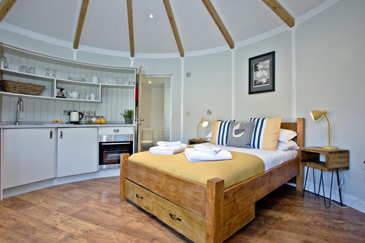 East Thorne Glamping Villa Bude Bagian luar foto