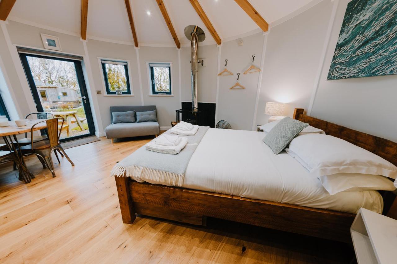 East Thorne Glamping Villa Bude Bagian luar foto