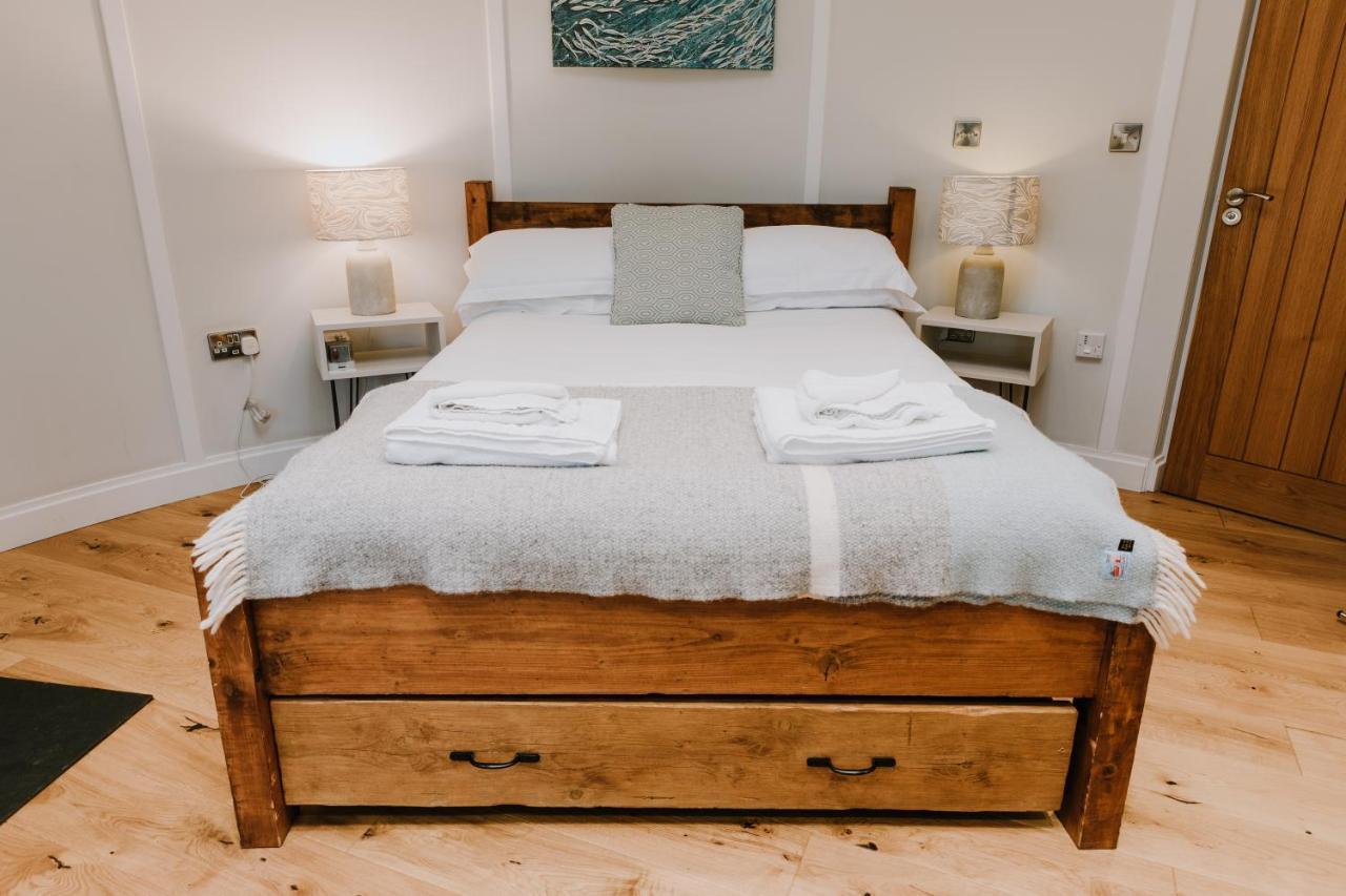 East Thorne Glamping Villa Bude Bagian luar foto